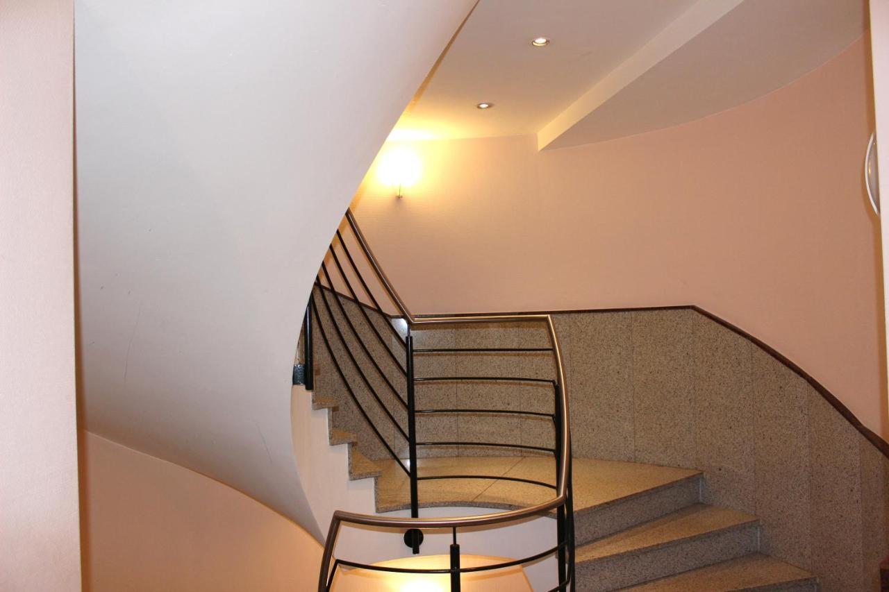 A-Partment Cologne Riverside Exterior photo